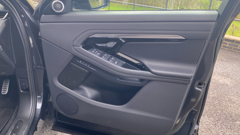 Land Rover Range Rover Evoque 2.0 D200 R-Dynamic SE 5dr Auto Diesel Hatchback